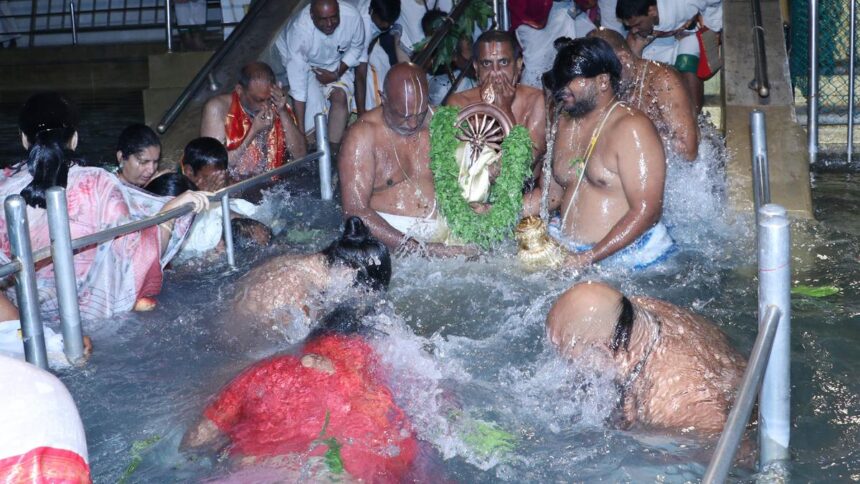 Thousands take a holy dip on Vaikunta Dwadasi at Tirumala