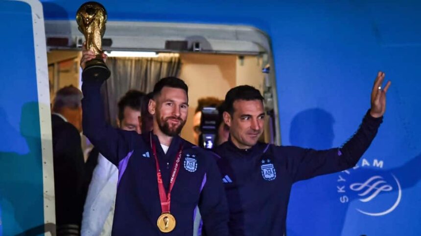 WATCH: Lionel Messi and World Cup champions Argentina greeted with HUGE crowds in Buenos Aires