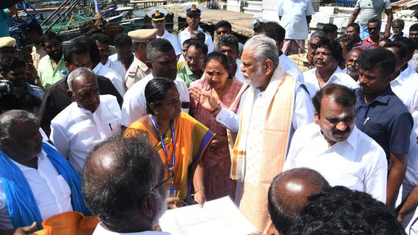 Union Minister lays foundation stone for seaweed park near Ramanathapuram