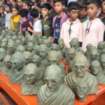 Students make 154 sculptures of Mahatma Gandhi