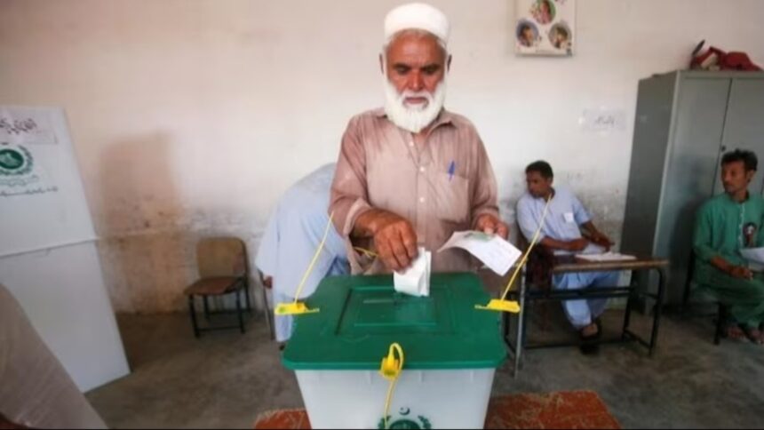 पाकिस्तान में ठंड के कारण आम चुनाव टालने की मांग, चुनाव आयोग ने दिया ये फैसला