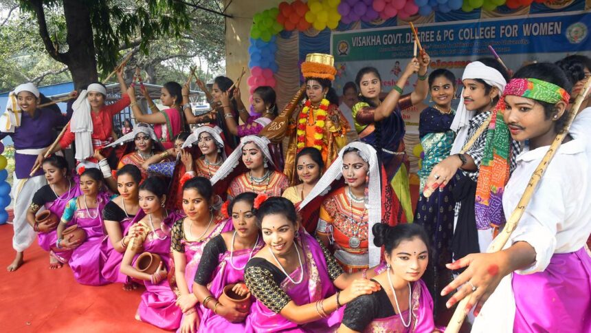 Mizoram Governor Haribabu hails students for upholding Sankranti traditions