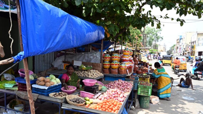 Encroachments on Kaliamman Koil Street a never-ending issue in Tiruchi