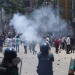 स्टूडेंट्स के हिंसक विरोध प्रदर्शन से बांग्लादेश में बिगड़े हालात, एक पत्रकार समेत 19 की मौत