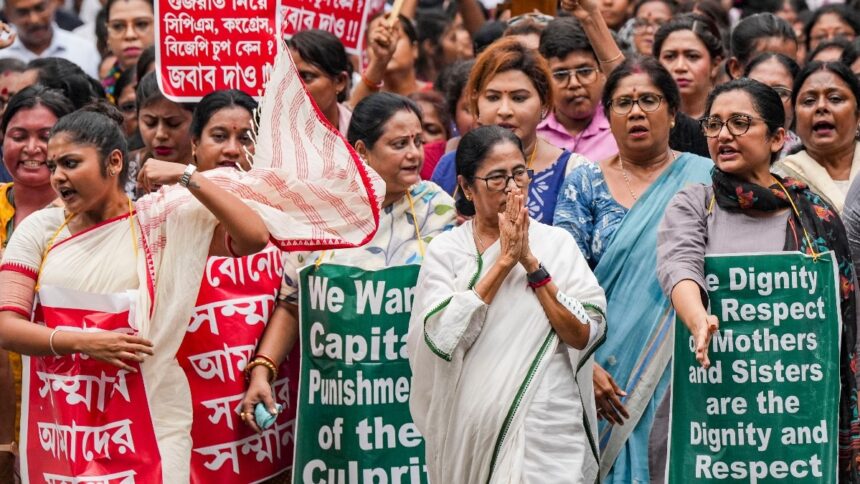 गजब की सियासत… कोलकाता की दरिंदगी पर लोगों ने मांगा इंसाफ, बदले में मिला धरनों का कैलेंडर